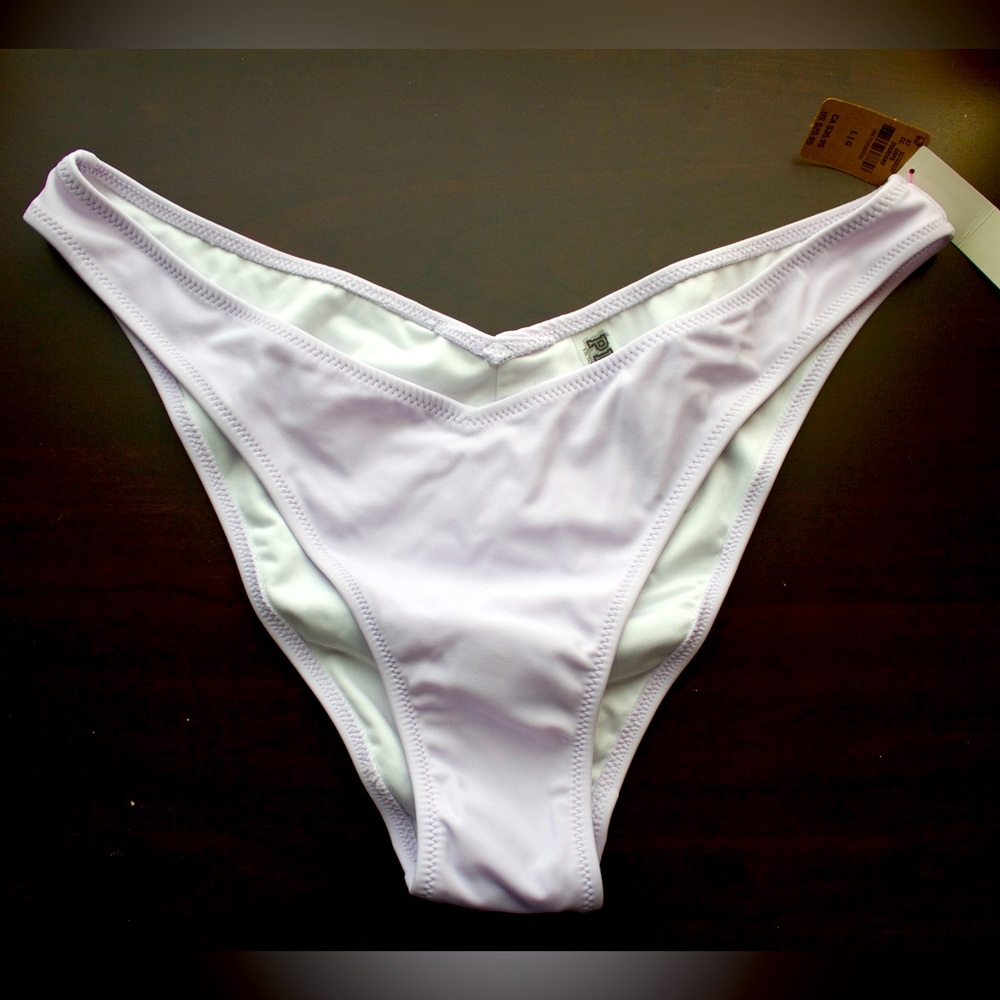 🌺 NWT - Victoria’s Secret PINK Brazilian Bikini Bottom - L